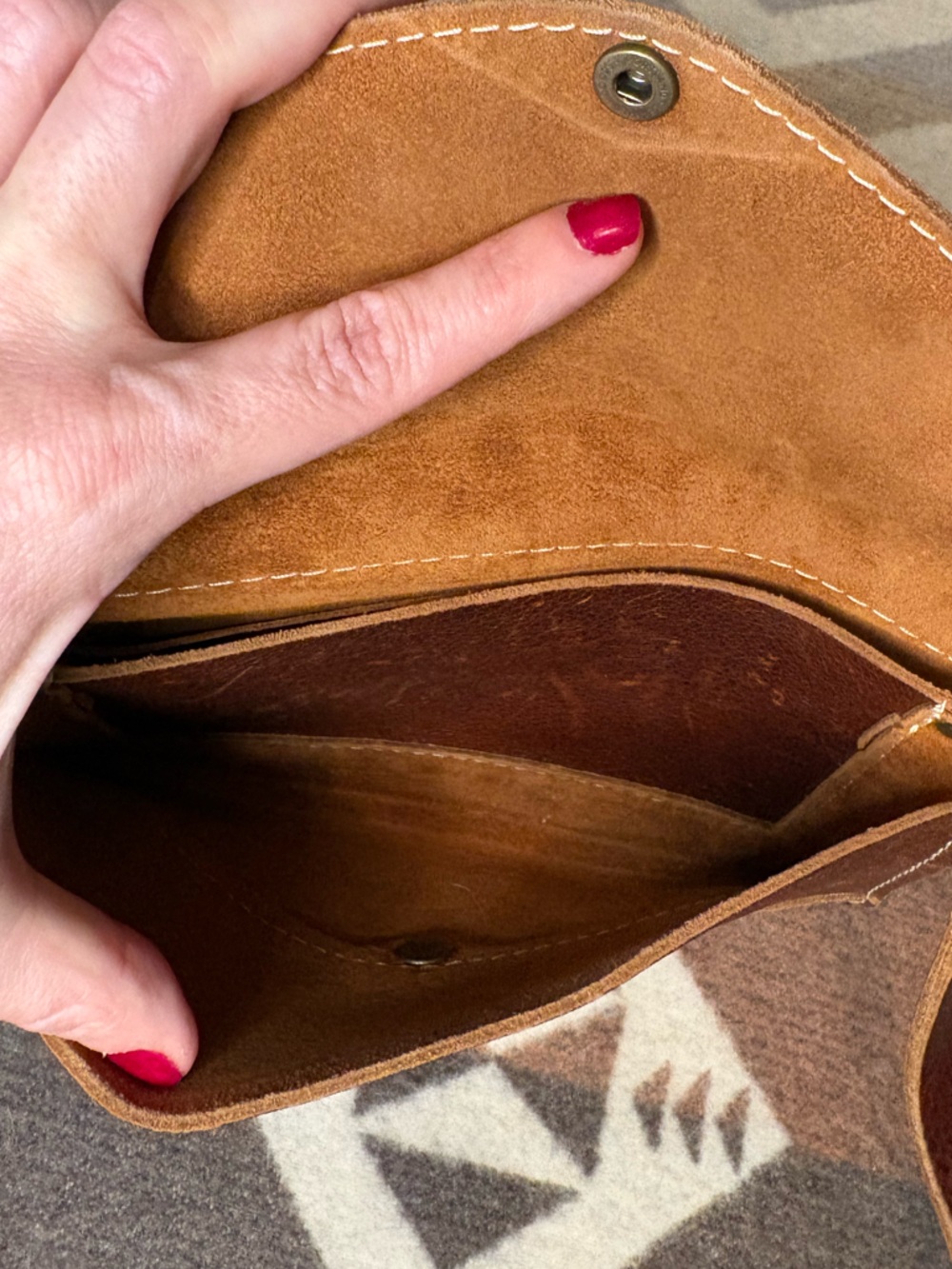 Portland Leather Two-Tone Brown Crossbody Wallet Bag - Picture 10 of 15